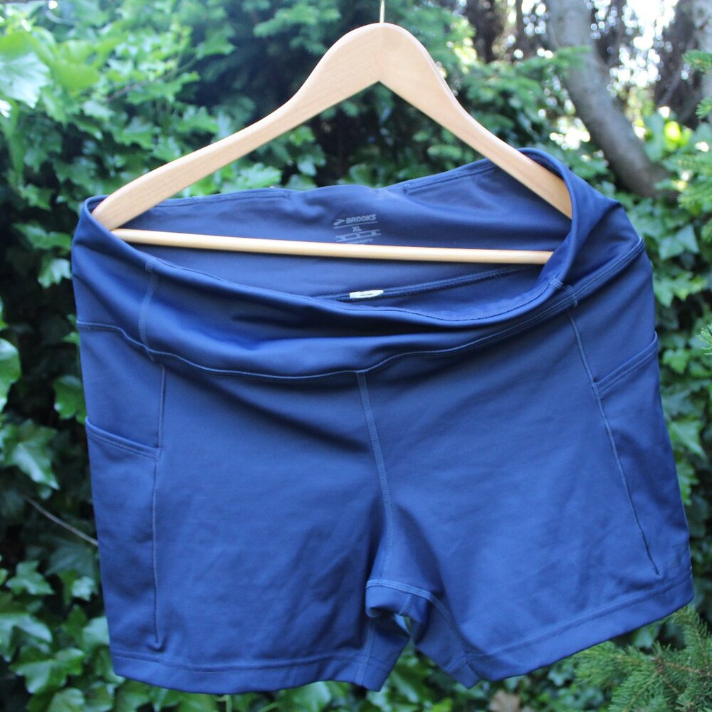 EUC Brooks Method 5" Short Tight Navy Blue Size XL